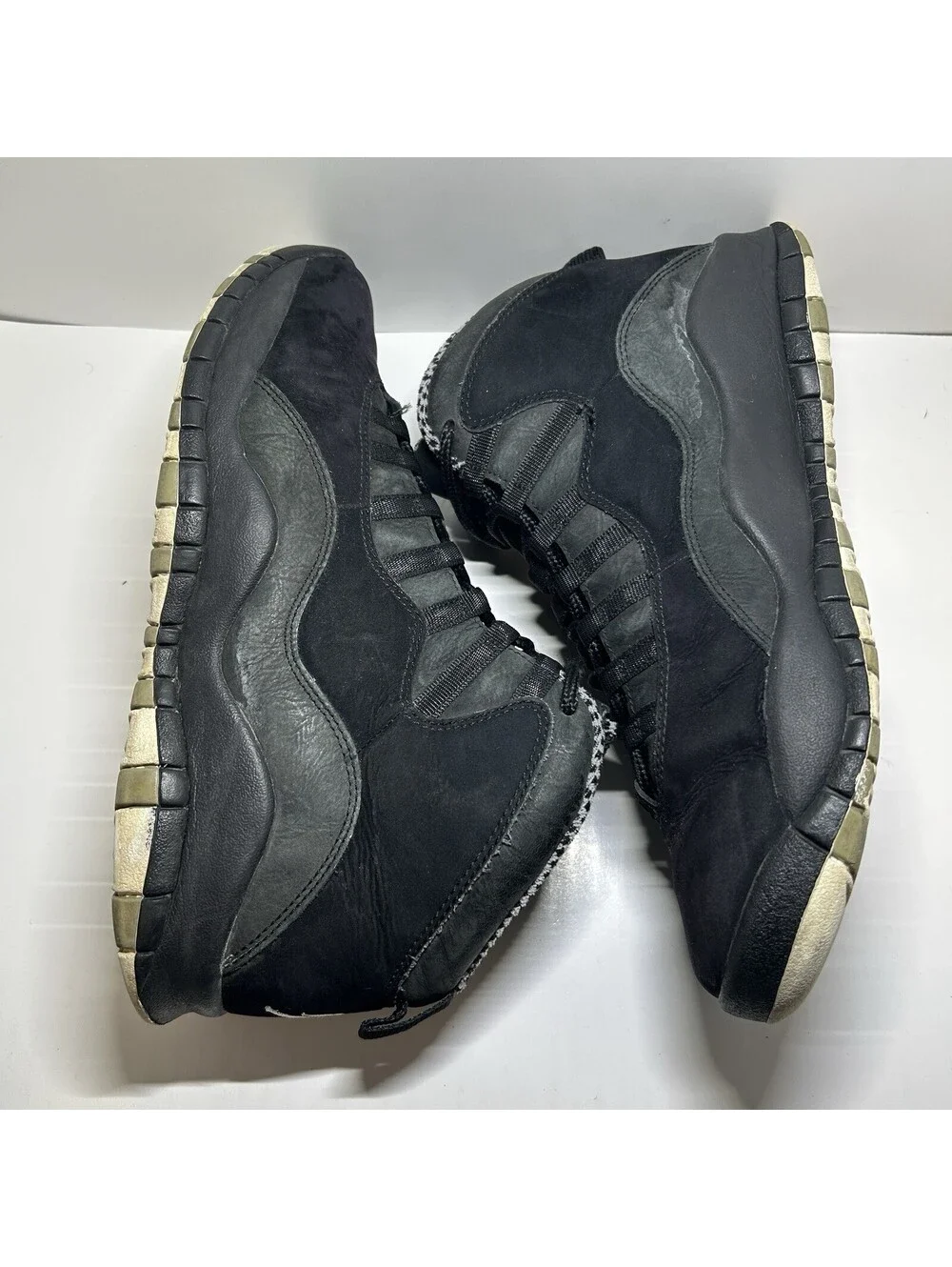 Air Jordan 10 Retro Stealth 2012 - Size 10 - (310805-003)
